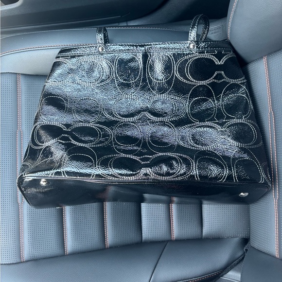 Coach F19215 Black Patent Leather Logo Kiss lock Carryall Purse Bag Stitched C - Picture 2 of 7